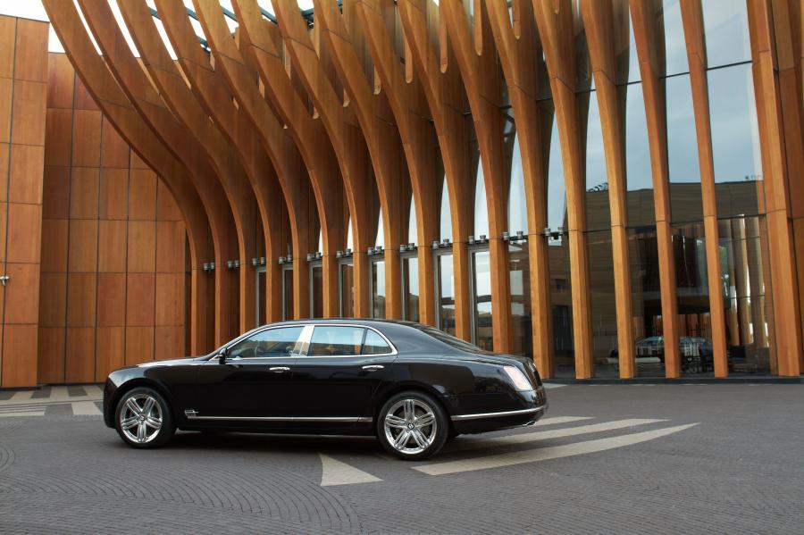  Bentley Mulsanne 2010 года  (фото 220 из 262)